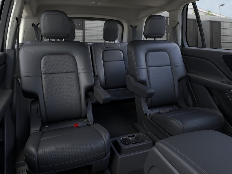 New 2026 Infinite Black Metallic Clearcoat Lincoln Premiere® image 11