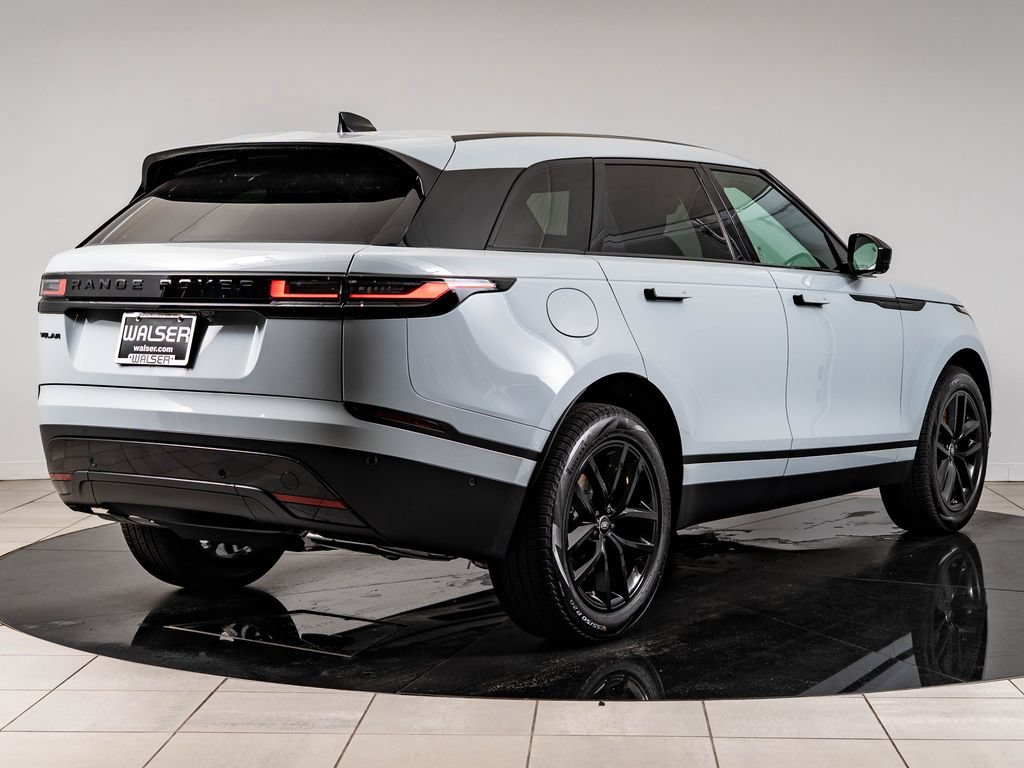 New 2026 Arroios Grey Land Rover S image 10