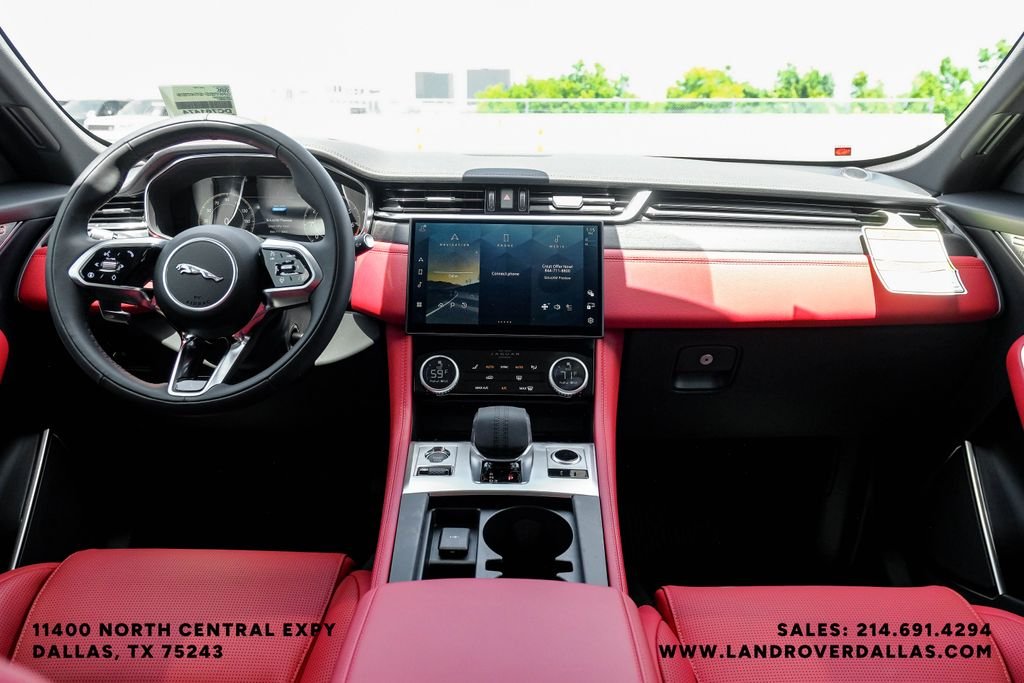 2026 Jaguar F-Pace R-Dynamic S - Photo 11
