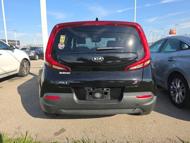 Used 2020 Black Kia S image 3