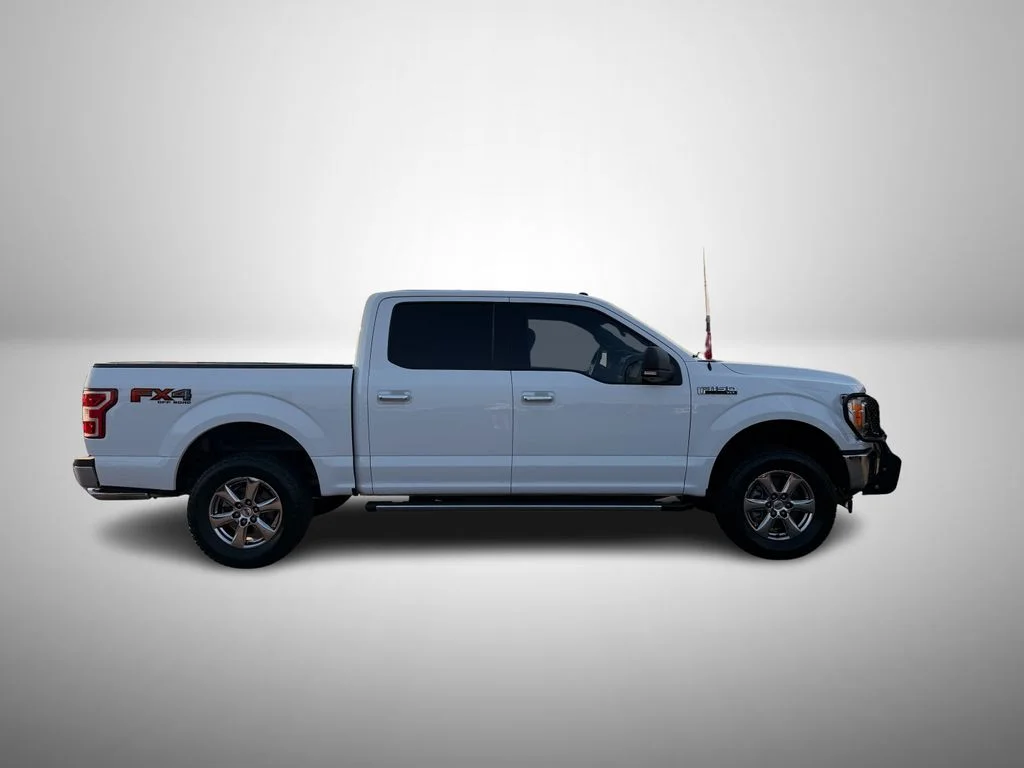 Used 2018 White Ford XLT image 5