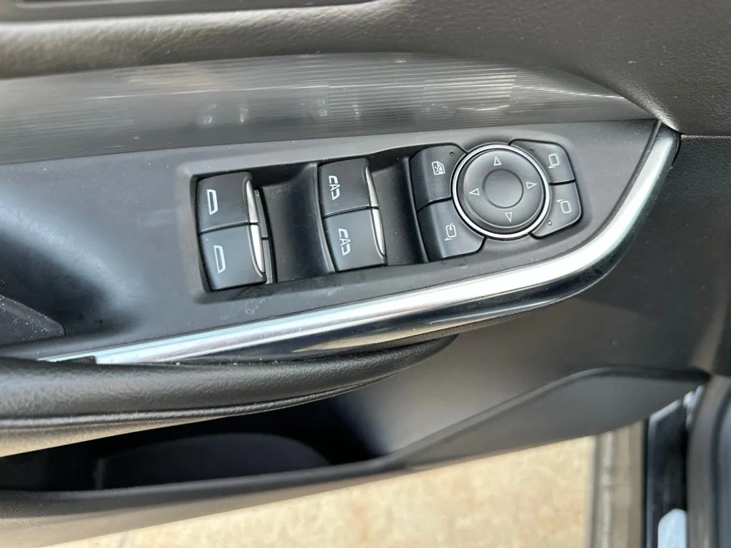 Used 2025 Black Cadillac Premium Luxury image 8