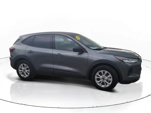 Used 2025 Gray Ford Active image 4