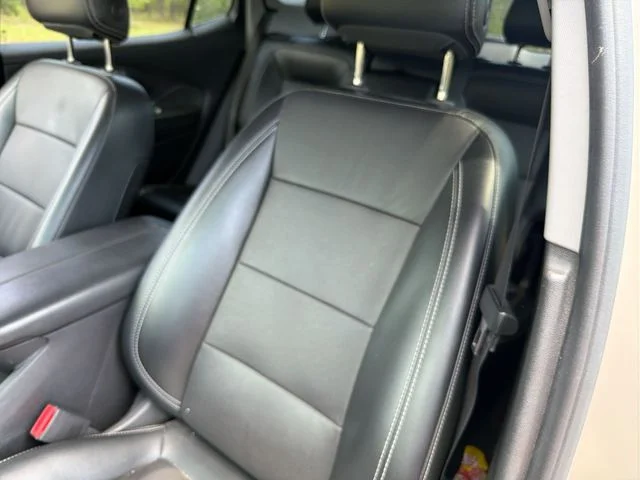 Used 2023 Beige GMC SLT image 14