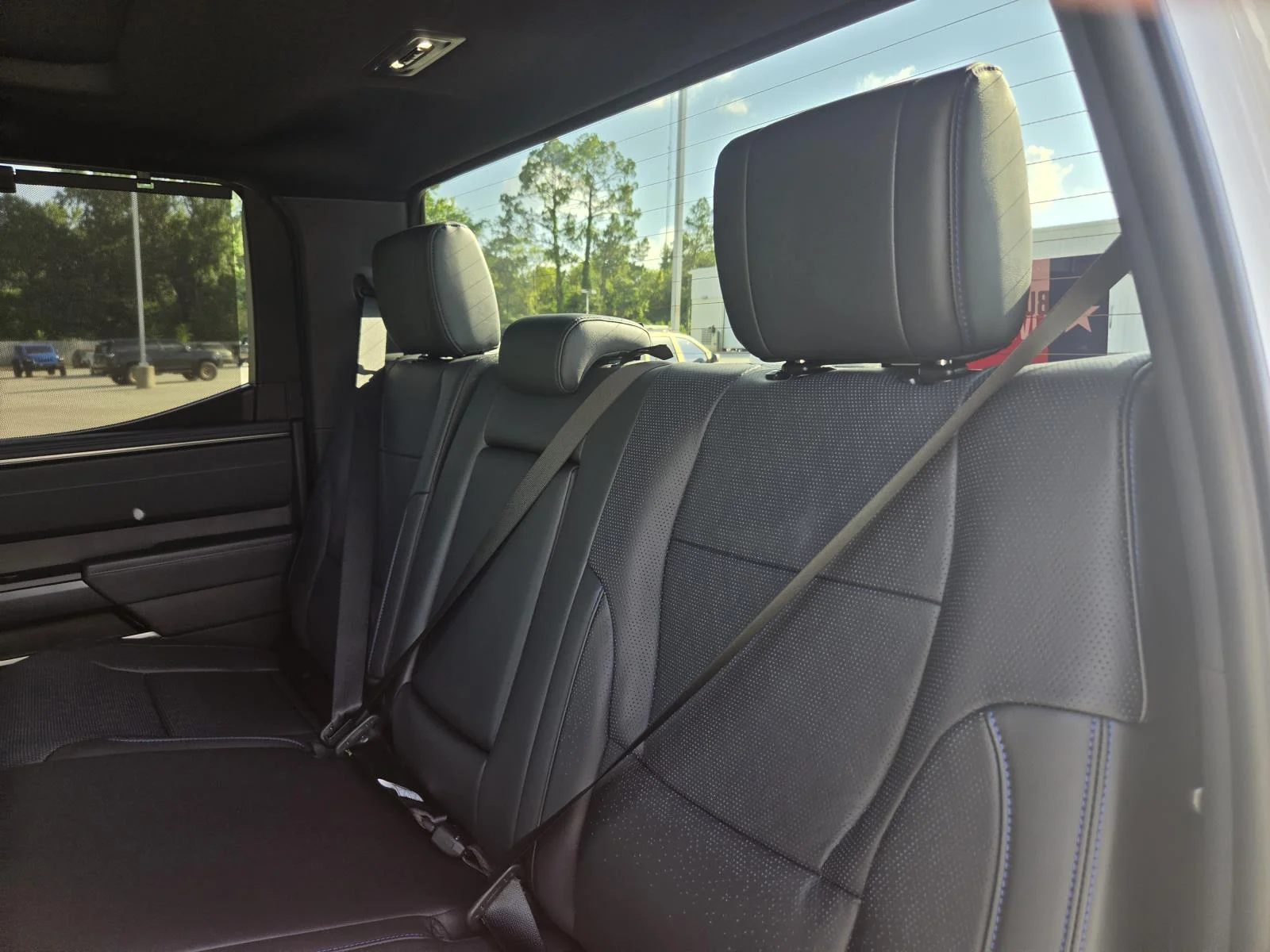 2026 Toyota Tundra Platinum - Photo 28