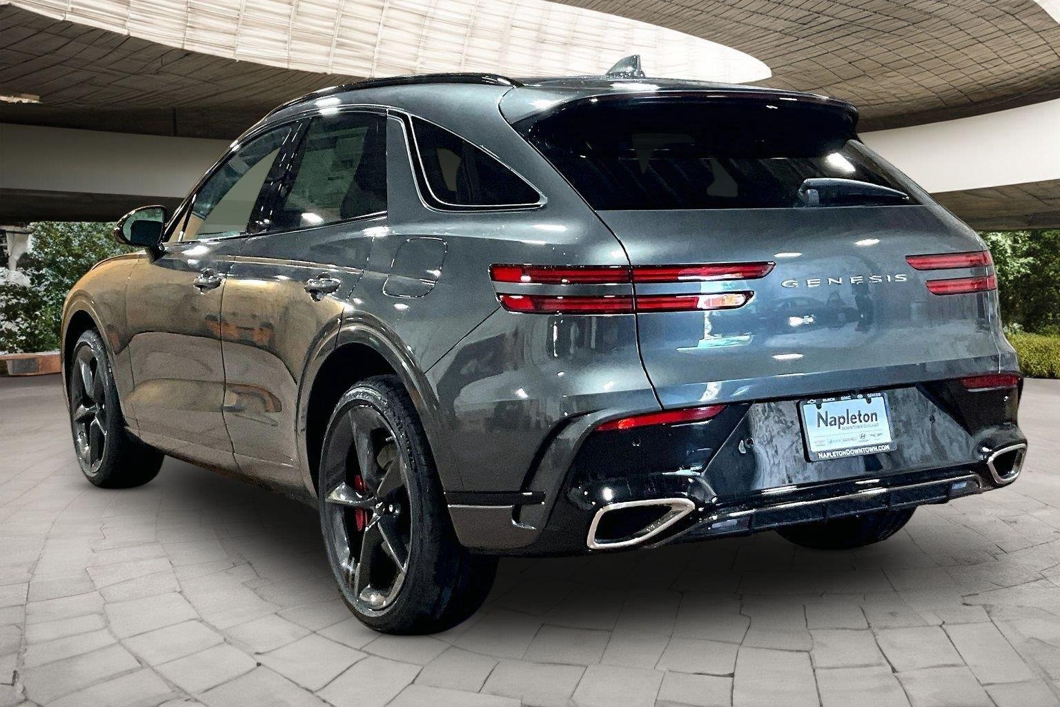 New 2027 Makalu Gray Genesis 3.5T PRESTIGE GRAPHITE image 3