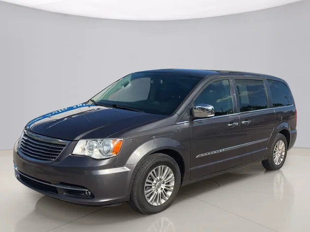 2015 Chrysler Town & Country TOURING
