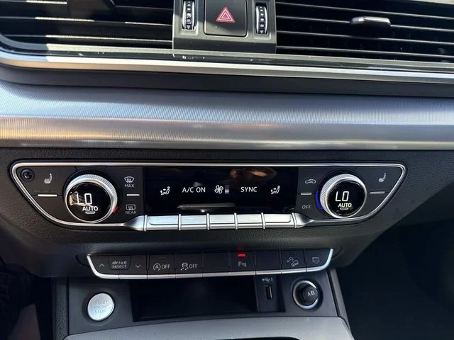 2025 Audi Q5 Premium - Photo 28