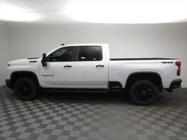 Used 2025 Summit White Chevrolet Custom image 2