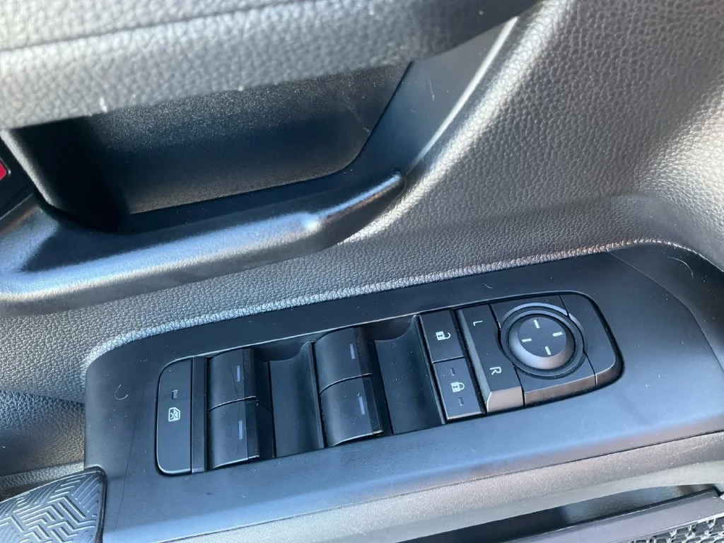 Used 2025 Silver Toyota SR image 26