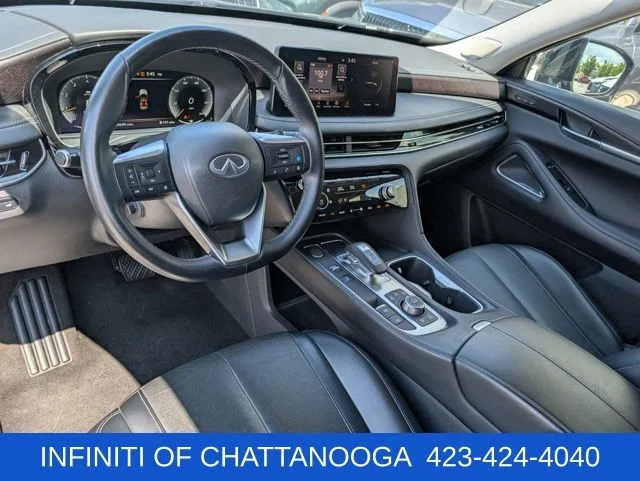 Used 2023 Black INFINITI Sensory image 4