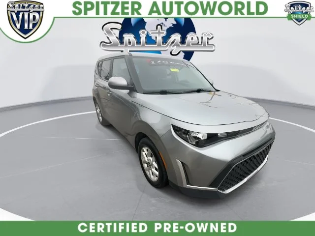 Certified Used 2024 Gray Kia LX image 4