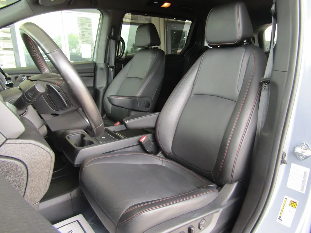 Used 2025 Gray Honda Sport-L image 21