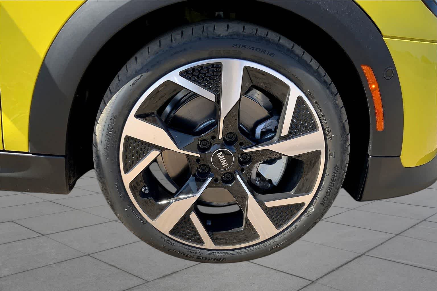 New 2025 Sunny Side Yellow MINI Cooper S image 10
