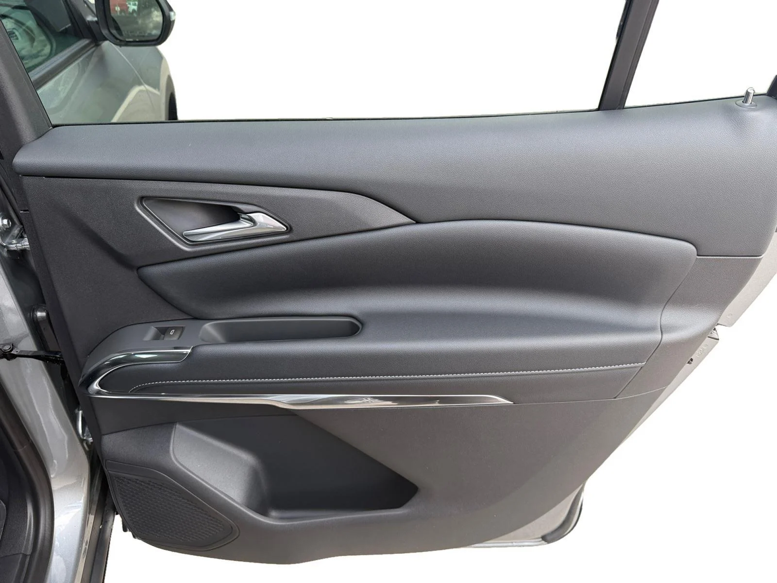 New 2026 Sterling Gray Metallic Chevrolet LT image 24
