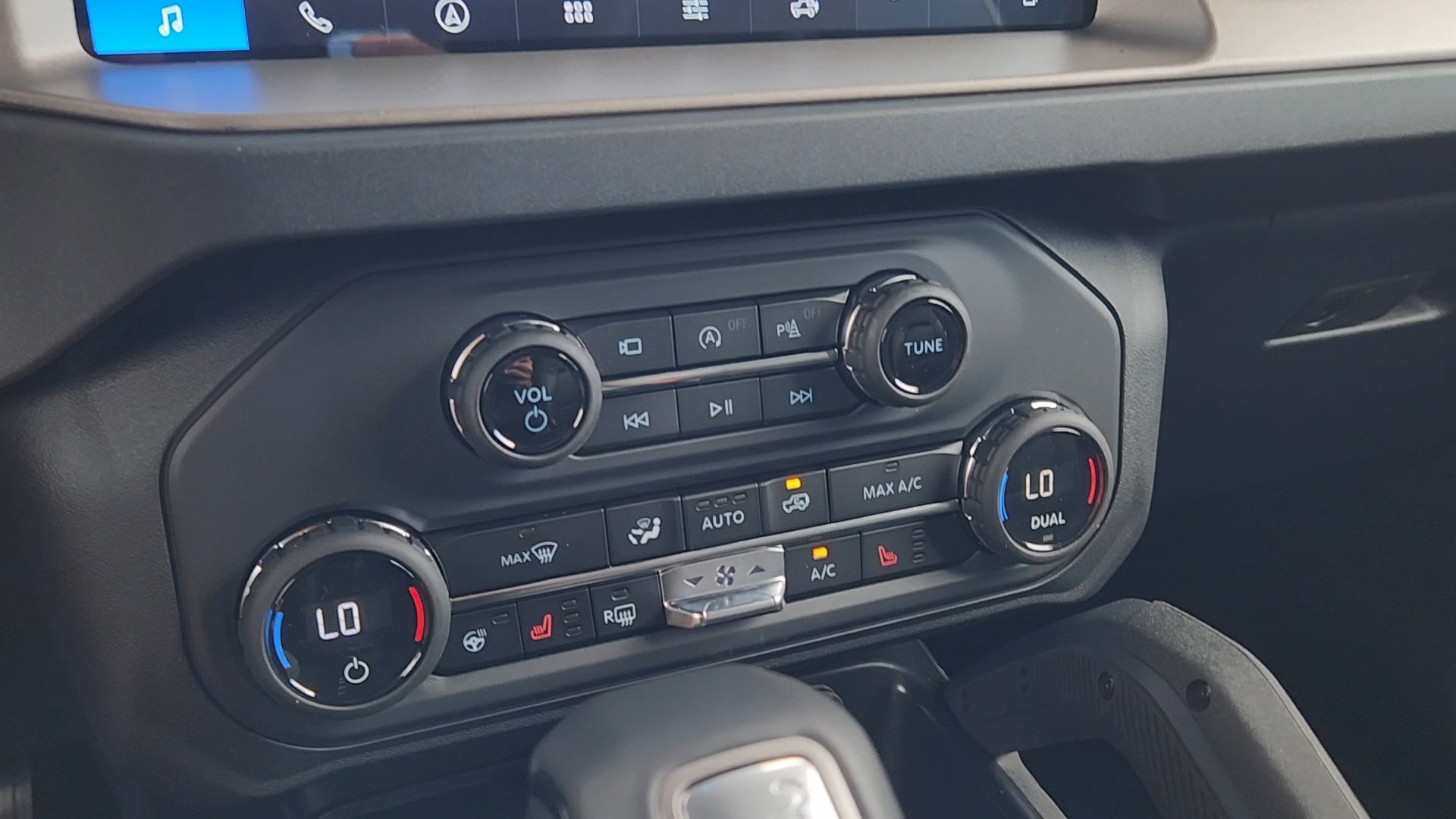 New 2026 Marsh Gray Ford Outer Banks image 27