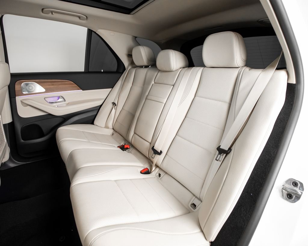 New 2026 Polar White Mercedes-Benz GLE 350 image 9