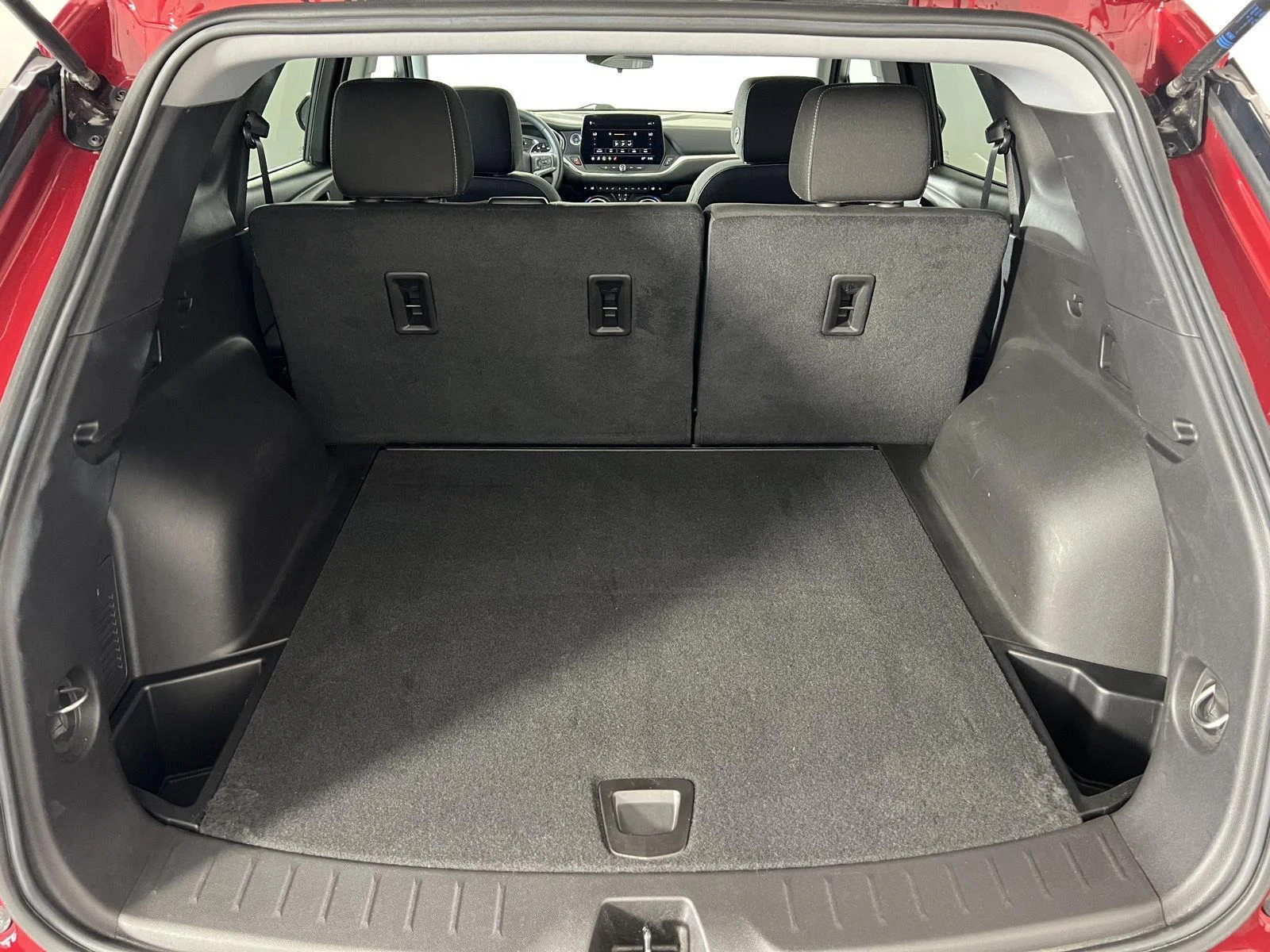 Used 2024 Radiant Red Tintcoat Chevrolet LT image 20