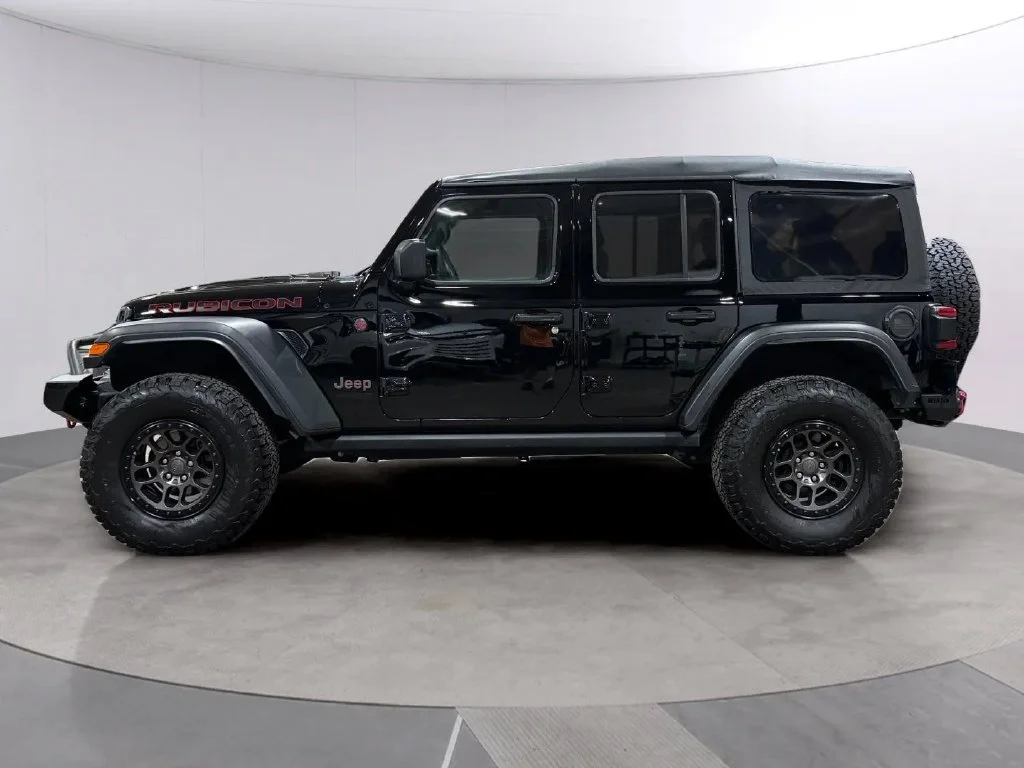 Used 2021 Black Jeep Unlimited Rubicon image 6