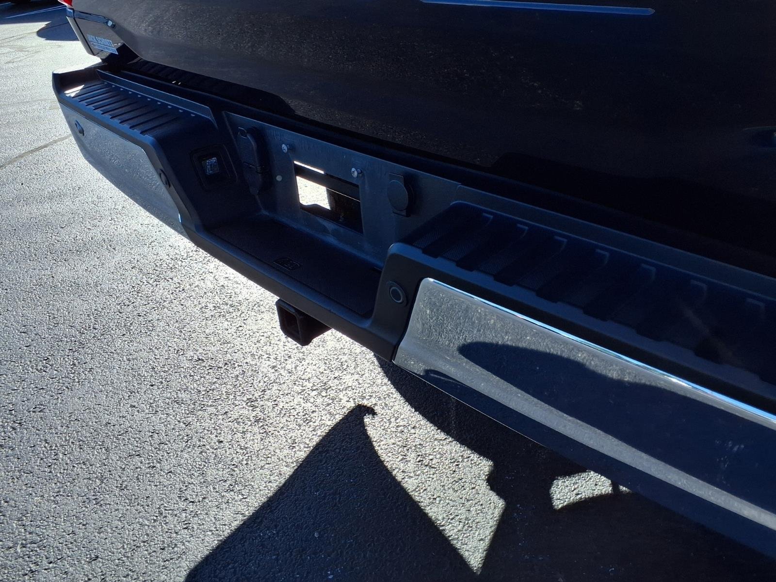 Used 2022 Blue Ford XLT image 28