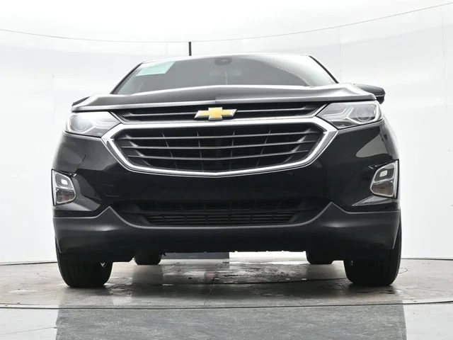 Used 2021 MOSAIC BLACK METALLIC Chevrolet LT image 25