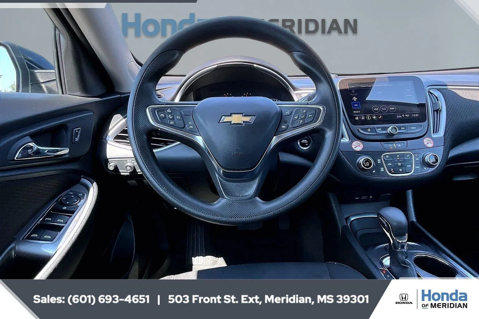 Used 2025 Mosaic Black Metallic Chevrolet LT image 5