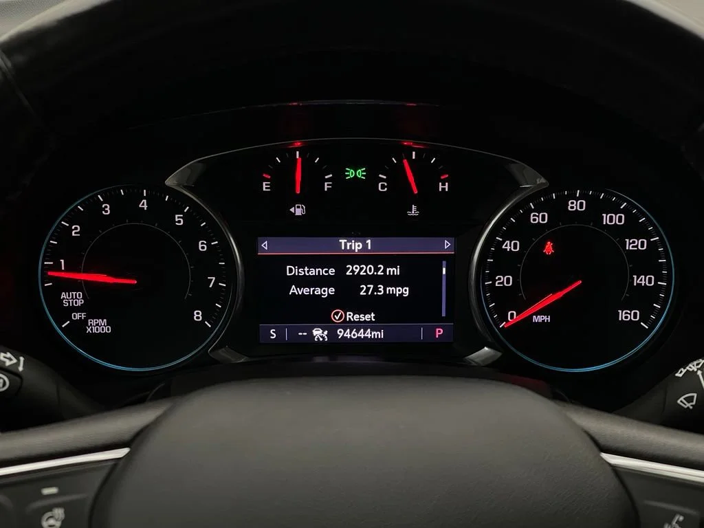 Used 2020 SILVER ICE METALLIC Chevrolet Premier image 23