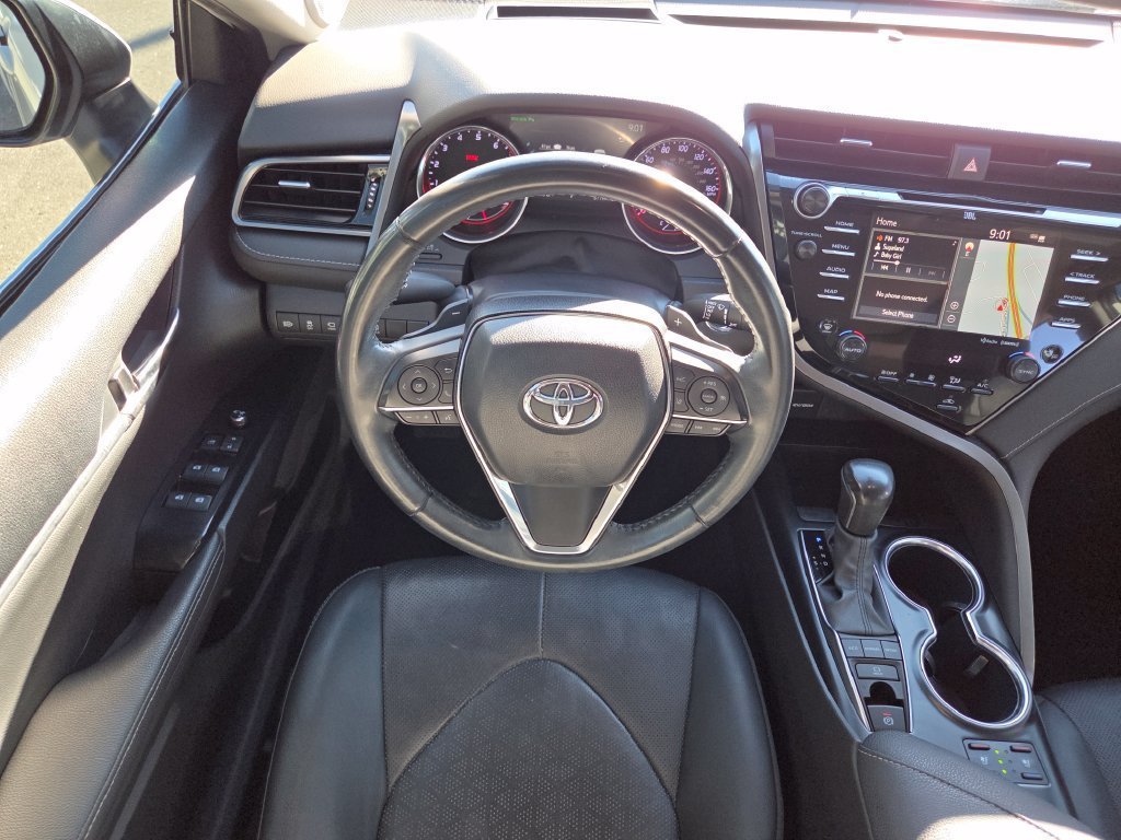 Used 2020 Wind Chill Pearl Toyota XSE V6 image 4