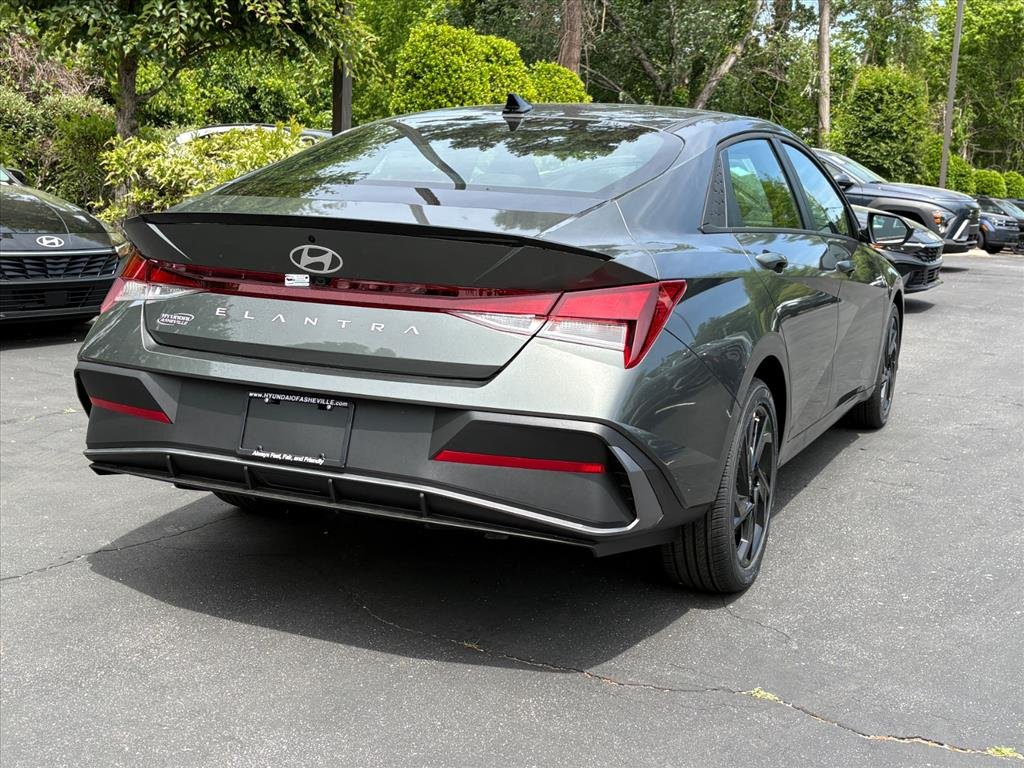 New 2026 Amazon Gray Pearl Hyundai SEL Sport image 3