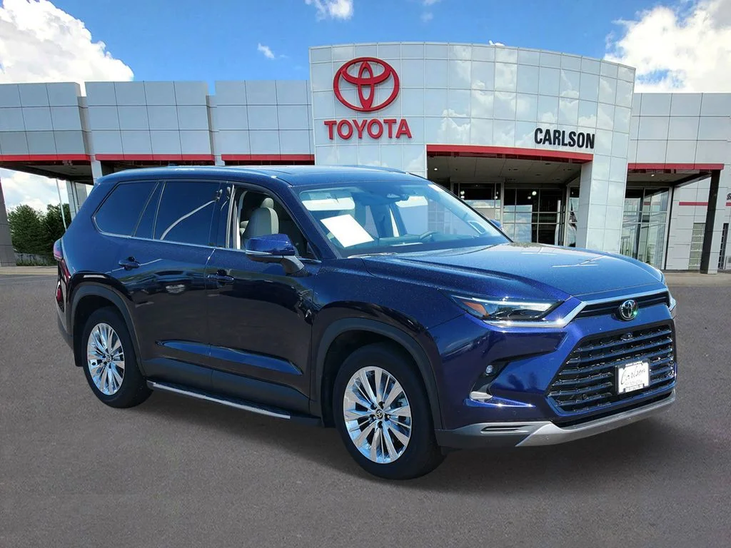 Certified 2025 Toyota Grand Highlander Platinum with VIN 5TDAAAB59SS101926 for sale in Minneapolis, Minnesota