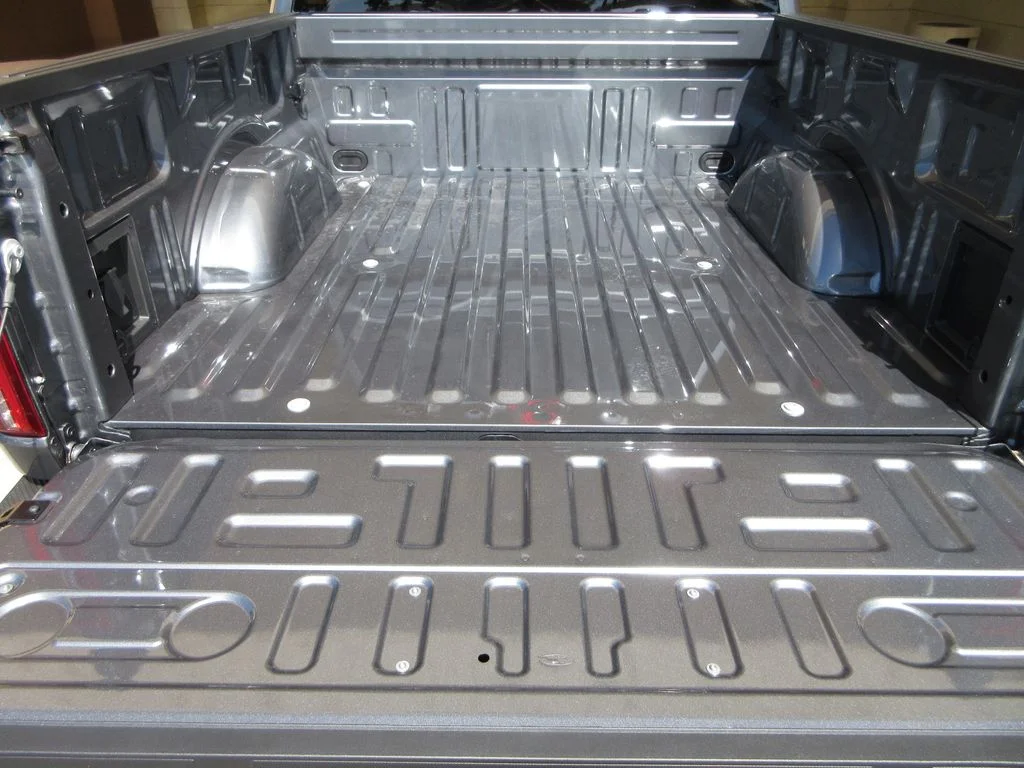 New 2026 Carbonized Gray Metallic Ford Lariat image 28