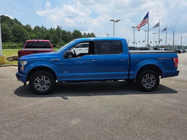 Used 2016 Blue Ford XLT image 4