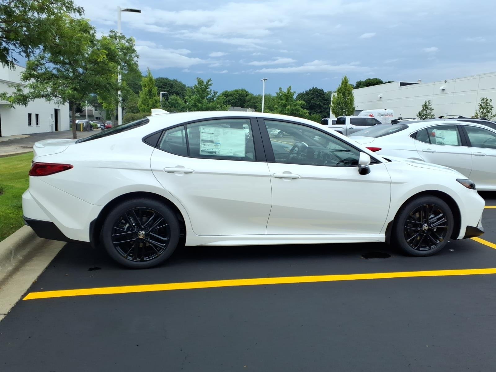 New 2026 Ice Cap Toyota  SE AWD image 8
