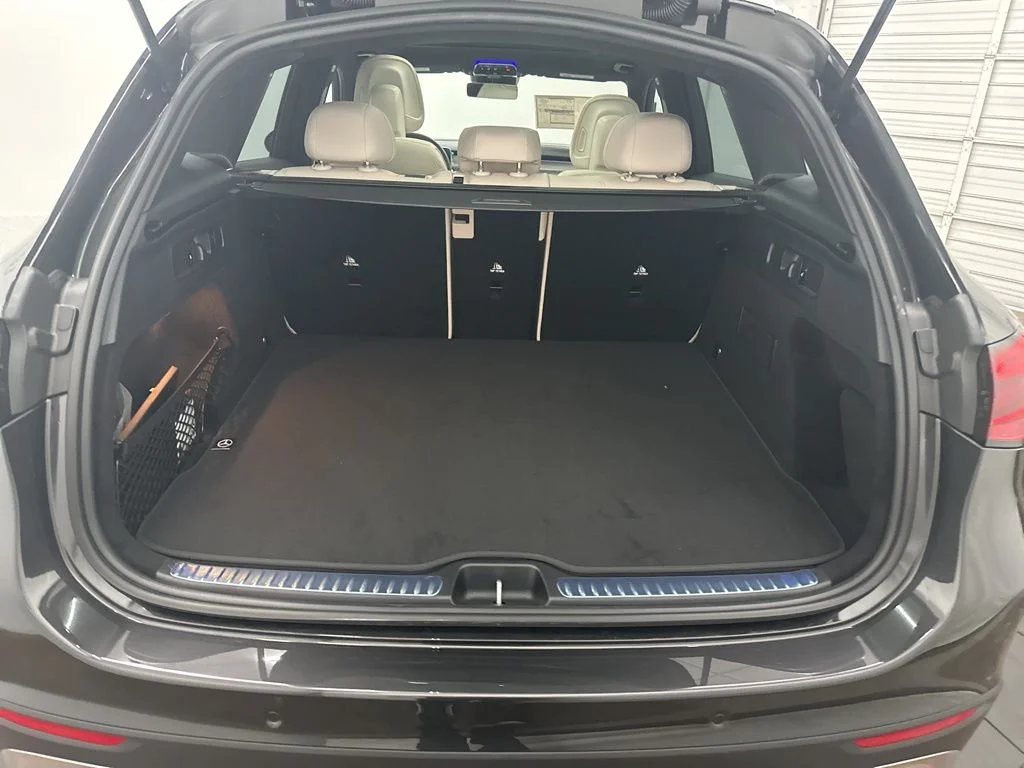 Certified Used 2026 Gray Mercedes-Benz GLC 300 image 25