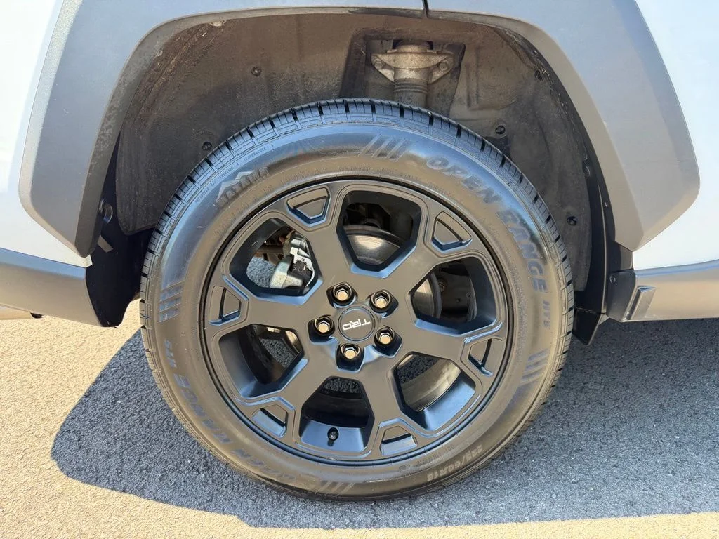 Used 2022 White Toyota TRD Off Road image 9