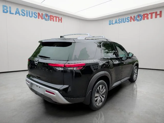 Used 2023 Black Nissan SL image 5