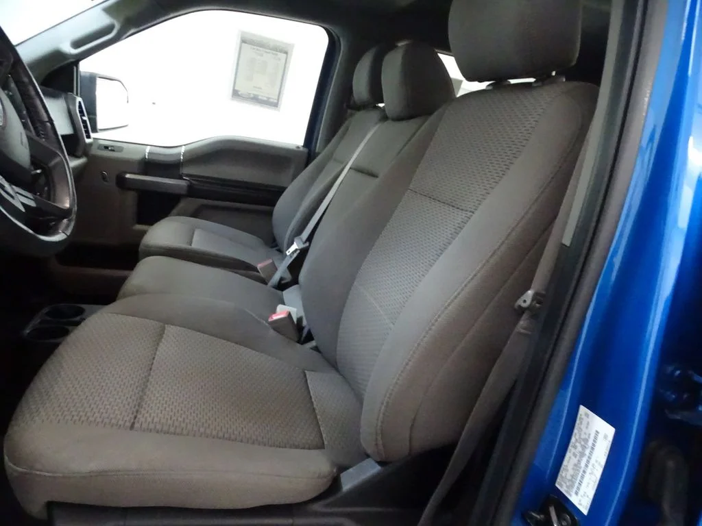 Used 2019 Blue Ford XLT image 5