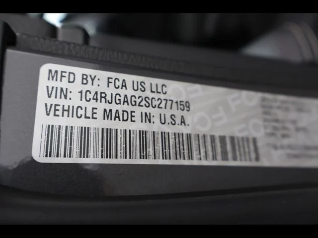 Used 2025 Gray Jeep Laredo X image 38