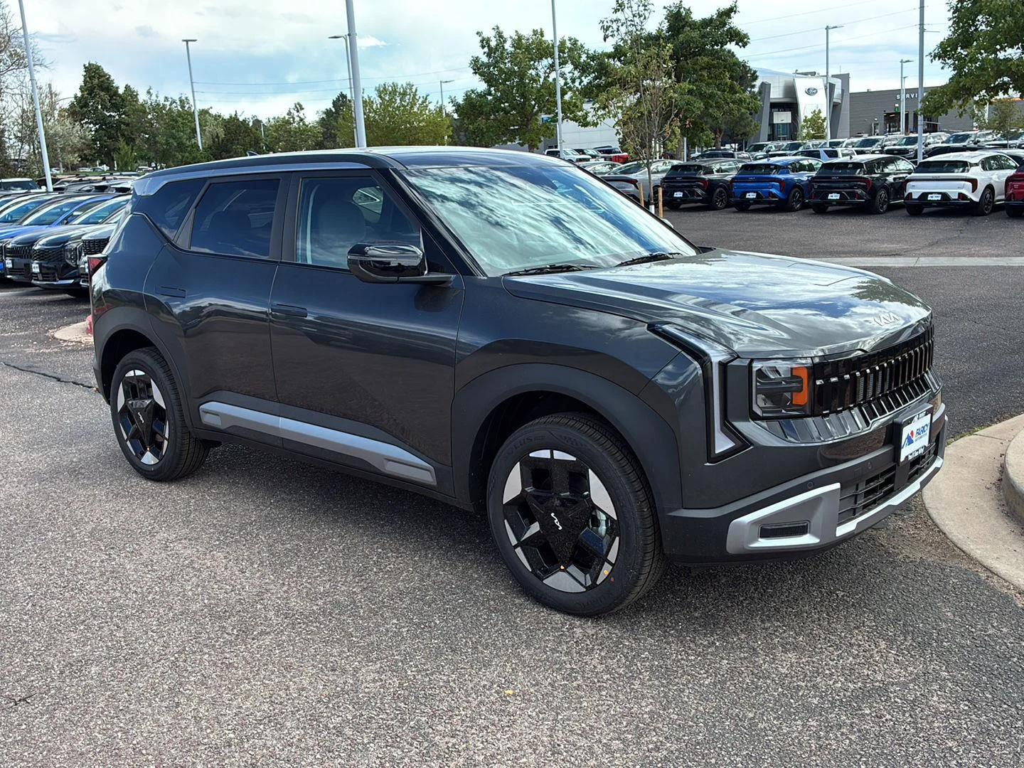 New 2027 Interstellar Gray Kia S image 30