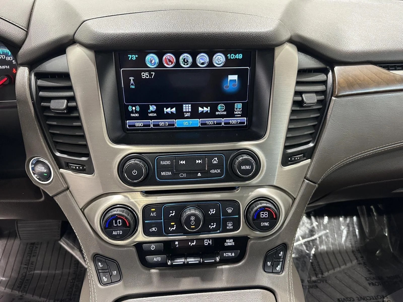 Used 2019 SUMMIT WHITE GMC Denali image 13