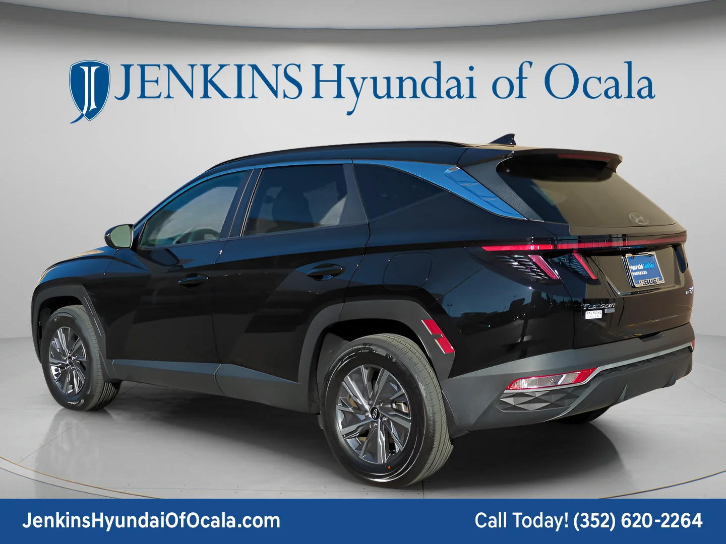 Used 2022 Phantom Black Hyundai Blue image 5