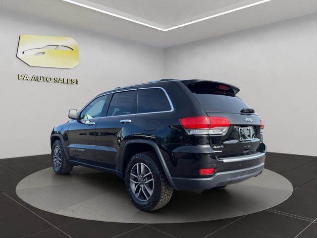 Used 2019 Diamond Black Crystal Pearlcoat Jeep Limited image 5
