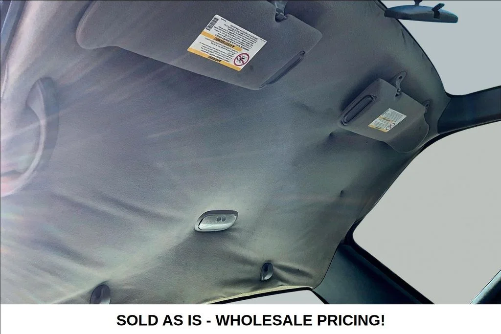Used 2002 White Chevrolet Base image 23