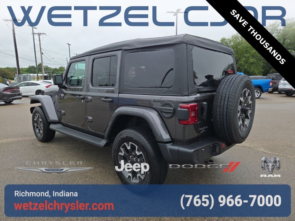New 2025 Granite Crystal Metallic Clear-Coat Exterior Paint Jeep Sahara image 5