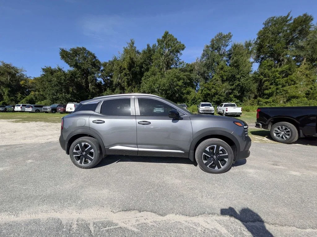 New 2027 Gray Nissan SV image 2