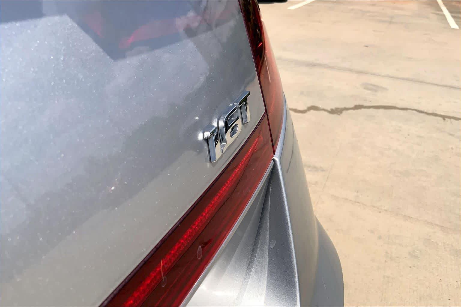 Used 2020 Shimmering Silver Pearl Hyundai SEL Plus image 9