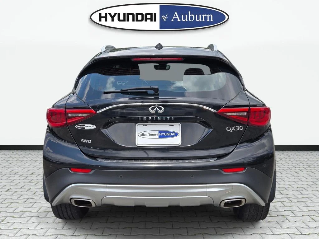 Used 2018 Black INFINITI Premium image 6