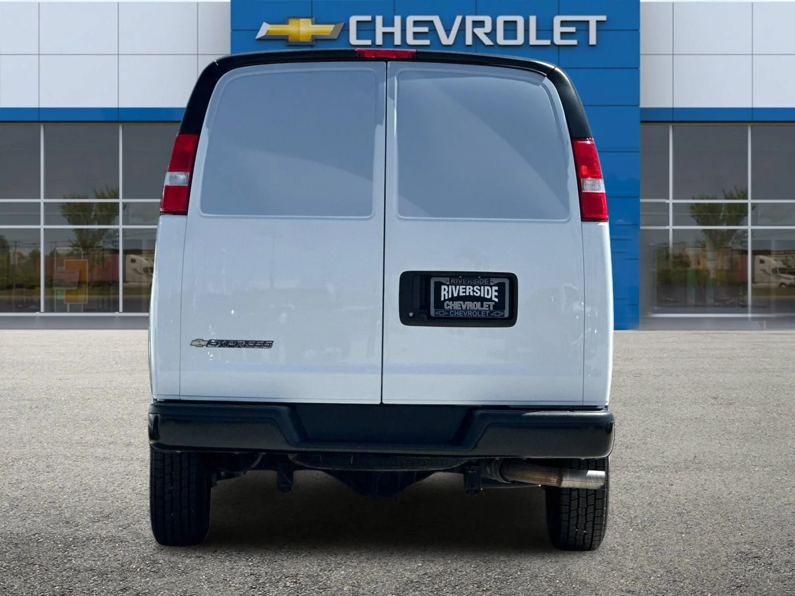 Used 2025 Summit White Chevrolet WT image 5
