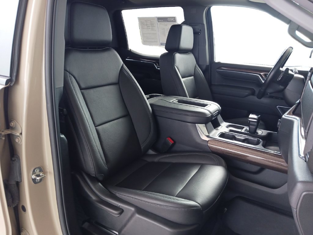 Used 2022 Beige Chevrolet LT Trail Boss image 29