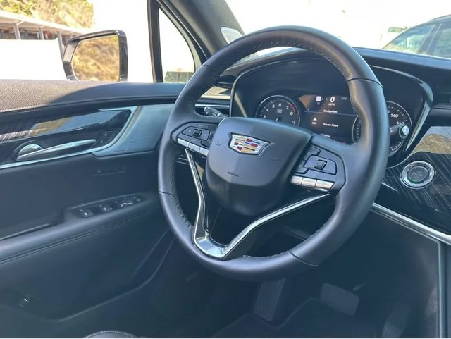 2025 Cadillac XT6 Premium Luxury - Photo 27